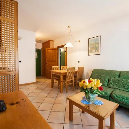 Residenza Del Sole غريسوني سان جان
