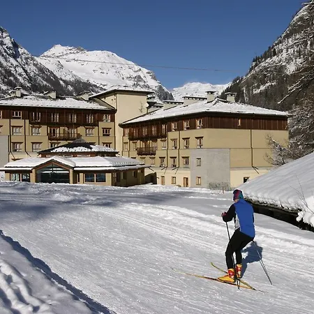Residenza Del Sole Apart Otel Gressoney-Saint-Jean