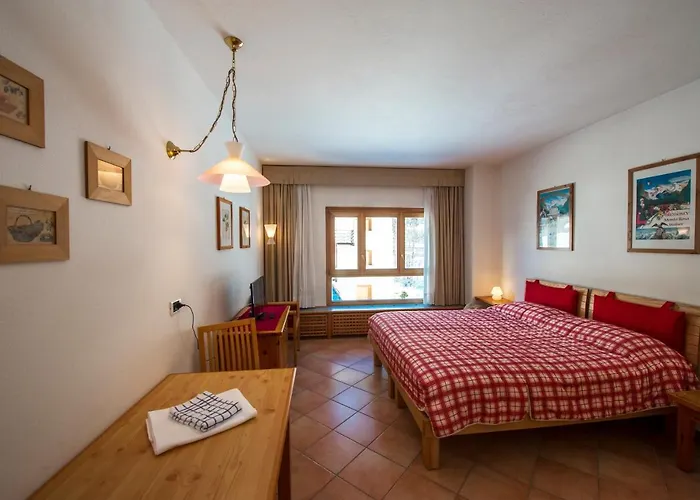 Residenza Del Sole 그레서니세인트존