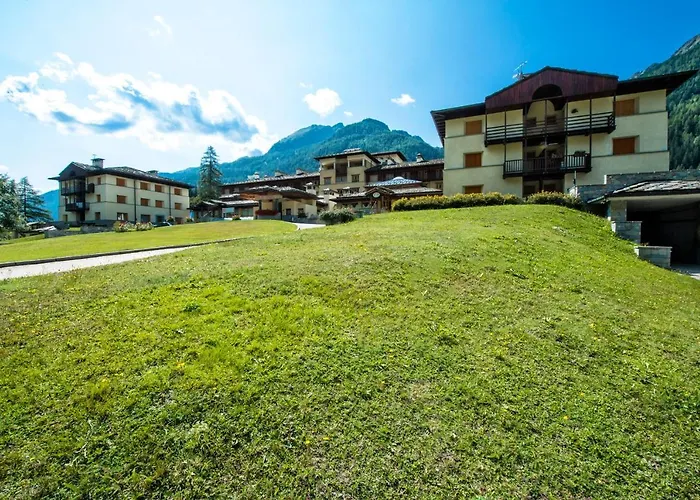 Residenza Del Sole מלון דירות