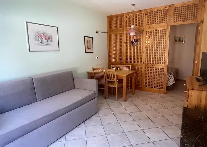 Residenza Del Sole 그레서니세인트존