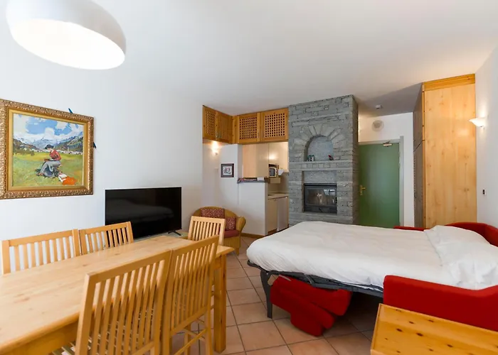 Residenza Del Sole 아파트호텔 4*